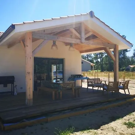 Hébergement de vacances Maison De World Of Waves *